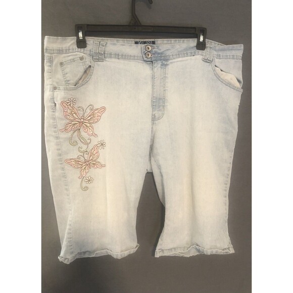 Angels Jeans 24 Capri Length Stretch Denim Embroidered Cuffed Crop Pants Women's - Picture 1 of 5